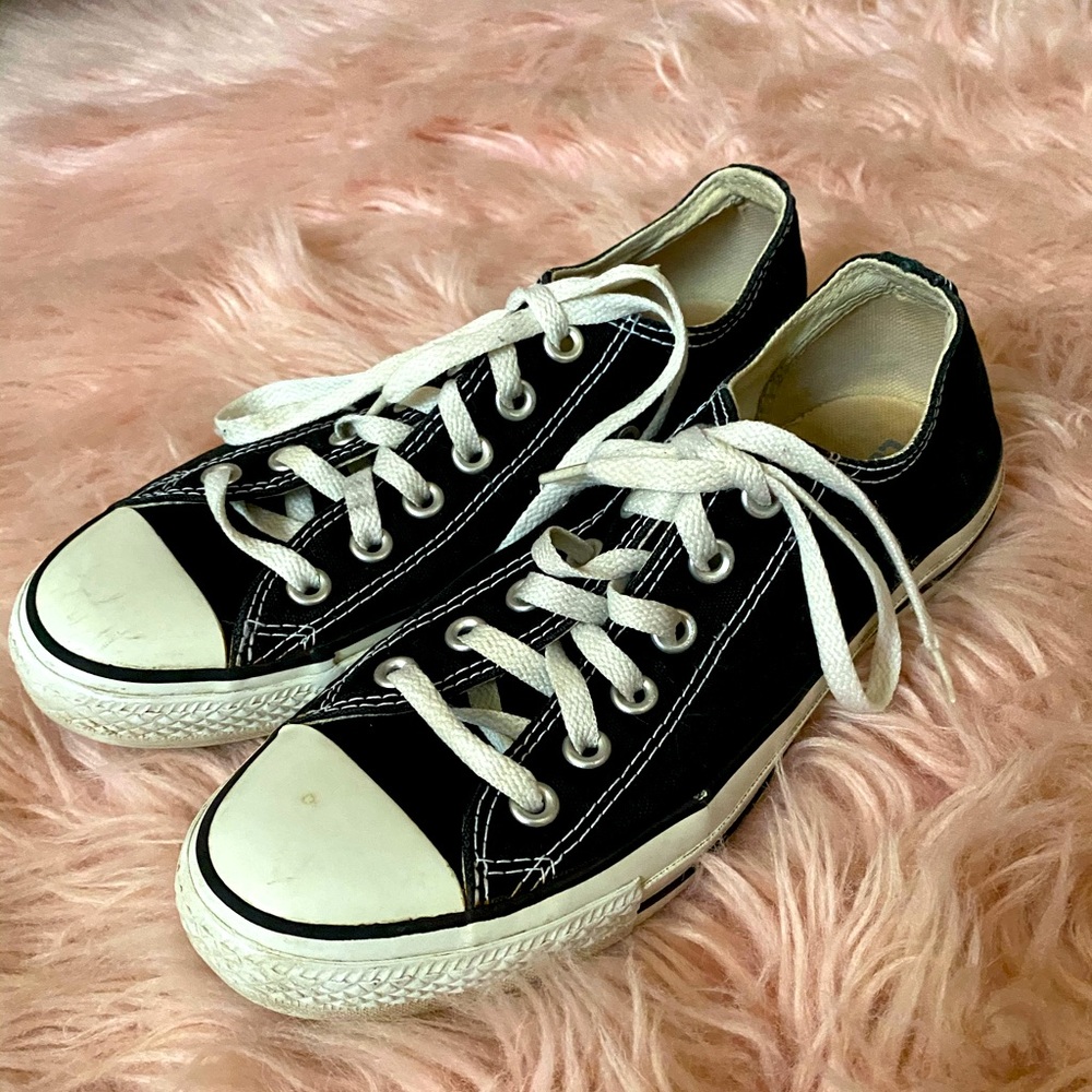Black Converse